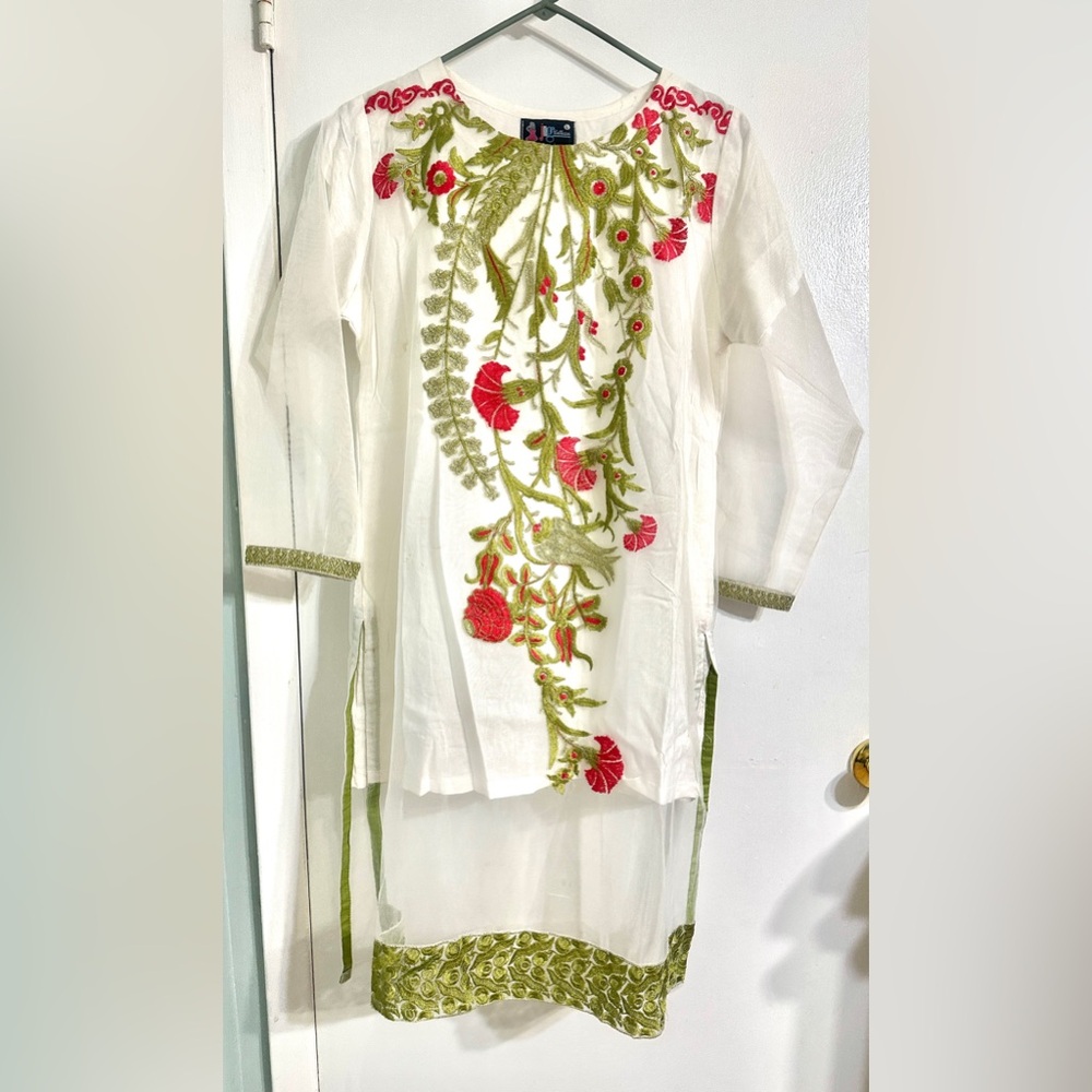 Embridered kurta